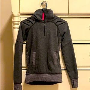 Ivivva pullover size 8